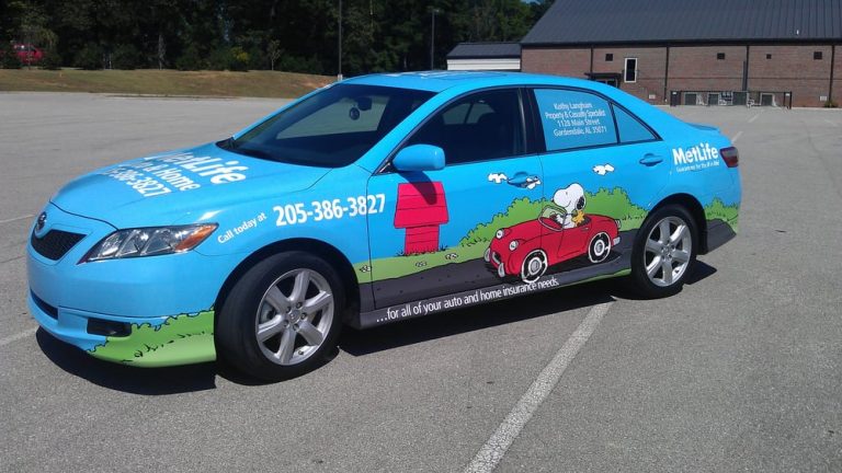 snoopy car wrap